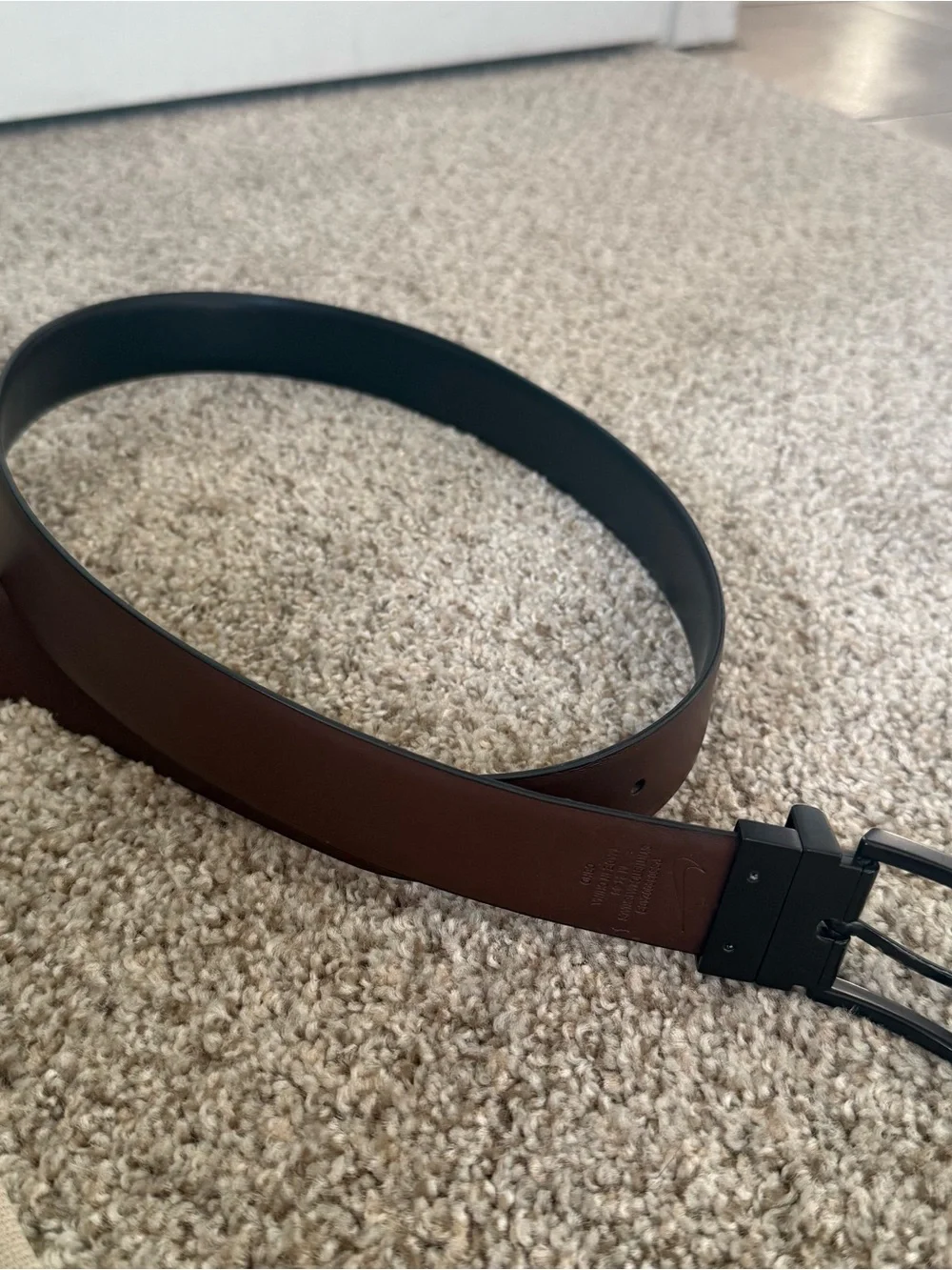 Two Nike Reversible Belts Mens 34 Black and Brown Athletic Golf Leather